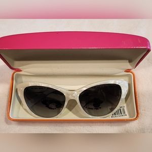 Kate Spade♠️ White Tortoise 🐢 Shell DELIA Sunglasses & Case 🕶